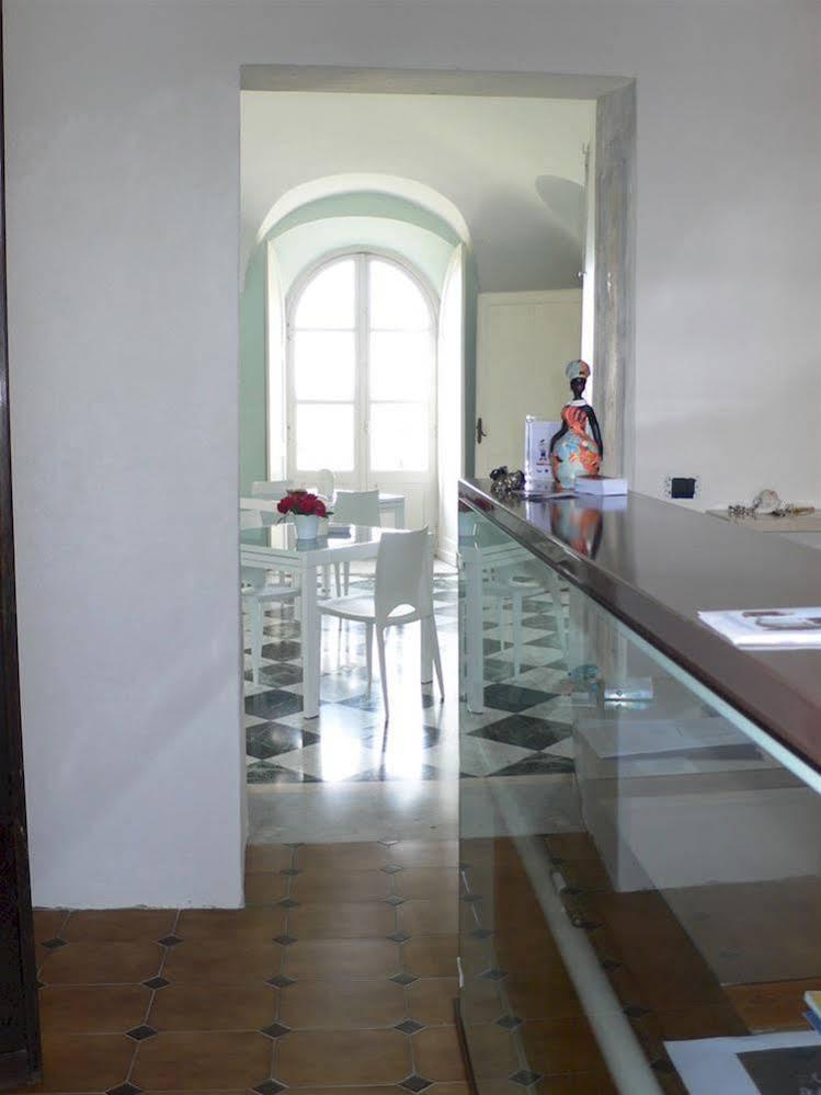 לינה וארוחת בוקר Trinità Dimora Castello Dei Conti מראה חיצוני תמונה